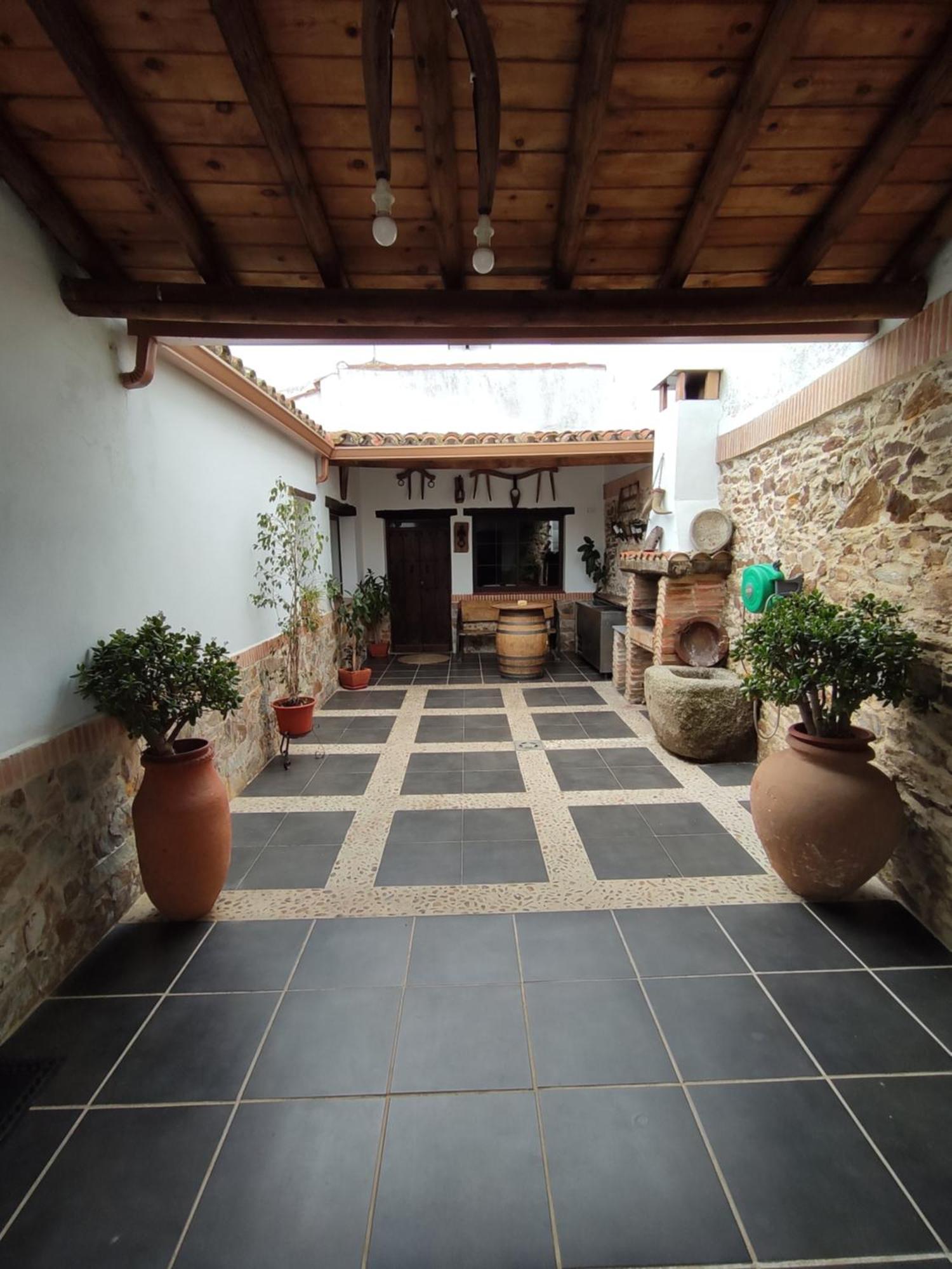 Casa Rural La Carriona Segura de León Εξωτερικό φωτογραφία