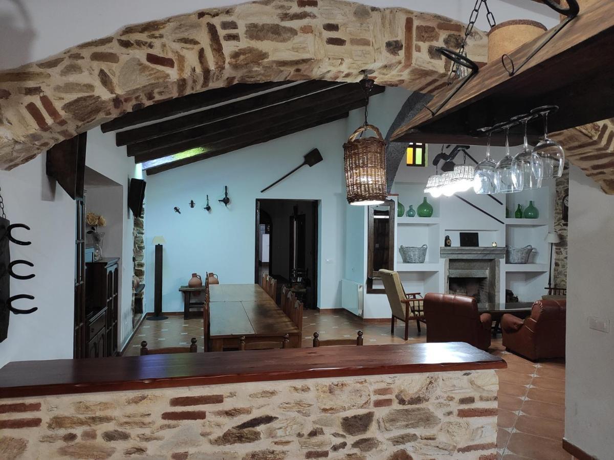 Casa Rural La Carriona Segura de León Εξωτερικό φωτογραφία