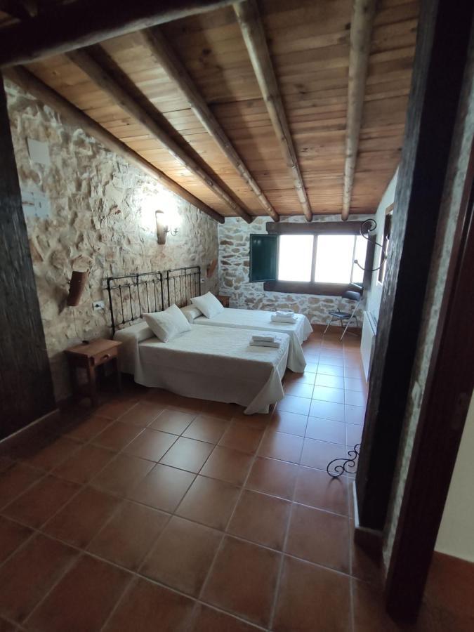 Casa Rural La Carriona Segura de León Εξωτερικό φωτογραφία