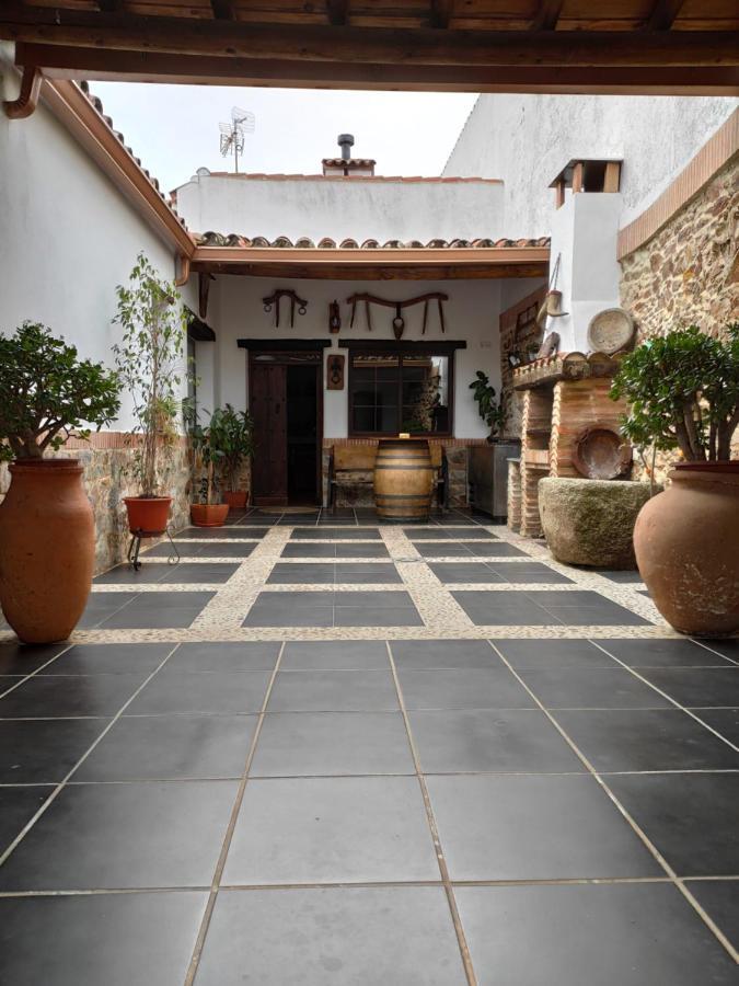 Casa Rural La Carriona Segura de León Εξωτερικό φωτογραφία
